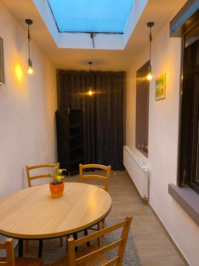 Superbe Appartement Charleroi Exterior foto