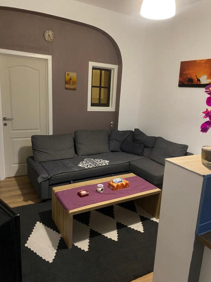 Superbe Appartement Charleroi Exterior foto